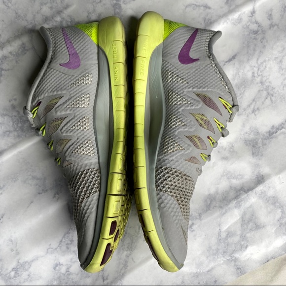 Nike Free RN 5.0 Gray w/ Neon running shoe - Picture 4 of 9
